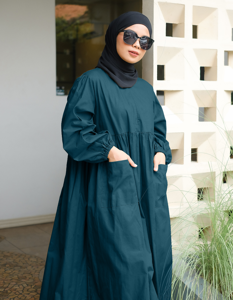 VACAY Maxi Dress in Dark Teal
