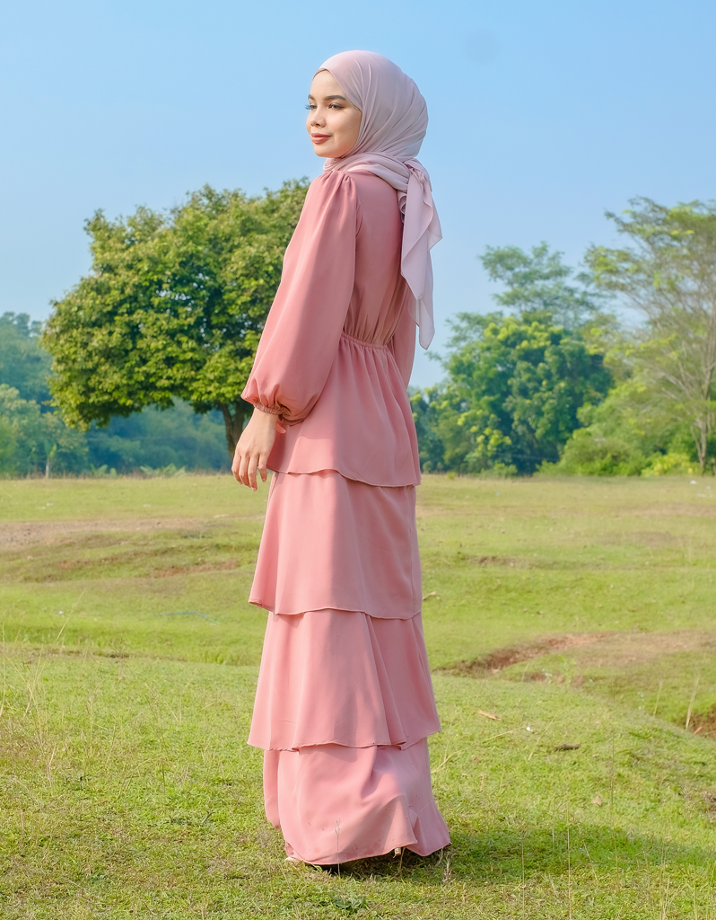 DUCHESS in Dusty Pink