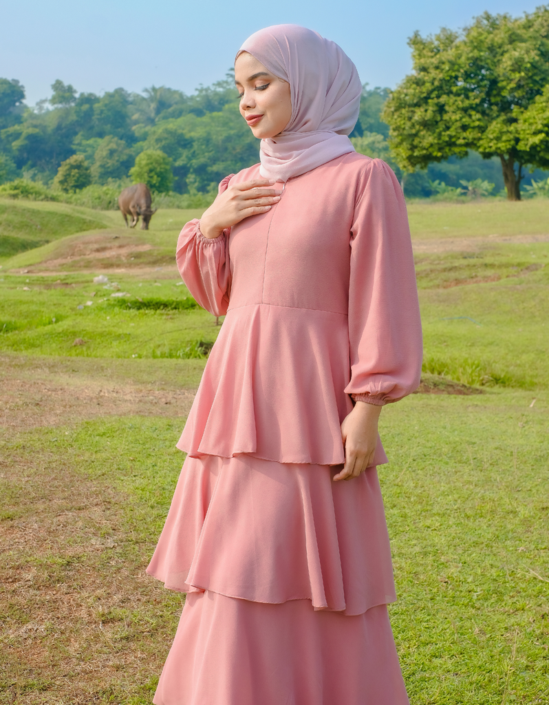DUCHESS in Dusty Pink