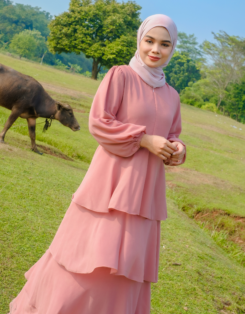 DUCHESS in Dusty Pink