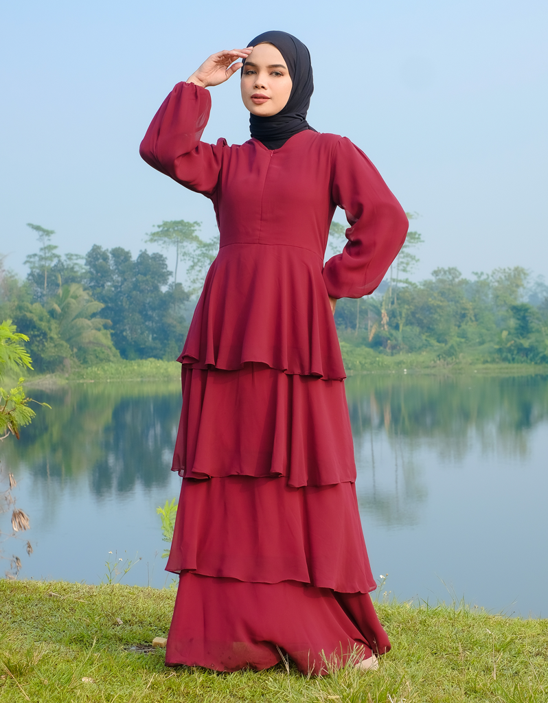 DUCHESS in Maroon