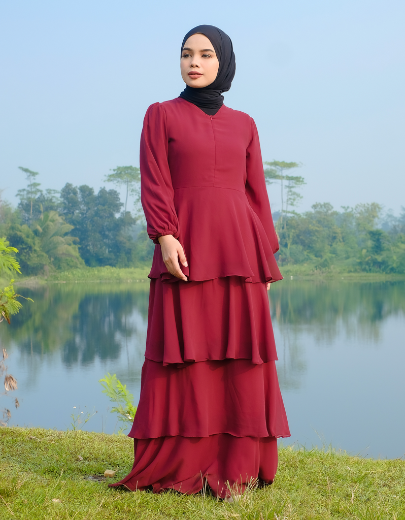 DUCHESS in Maroon