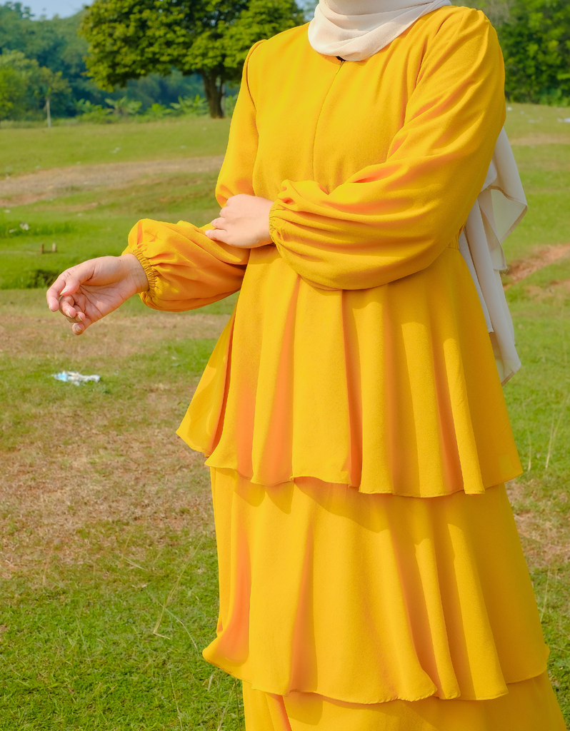 DUCHESS in Mustard