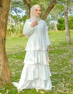 DUCHESS in White