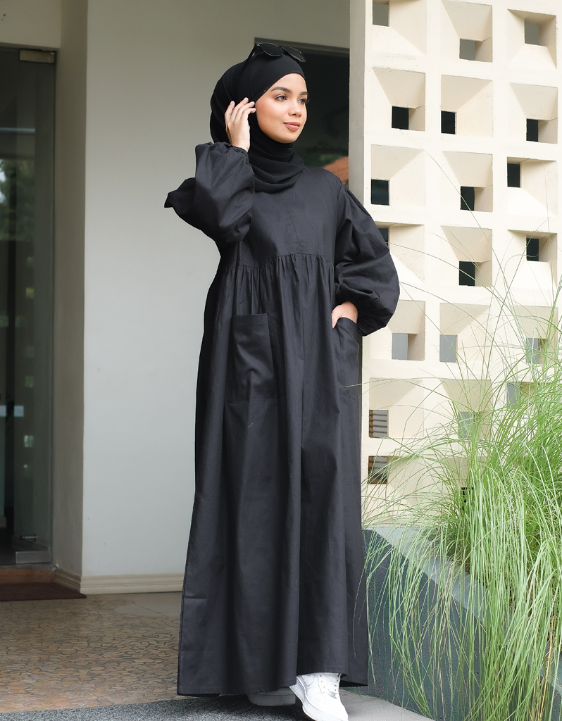 VACAY Maxi Dress in Black