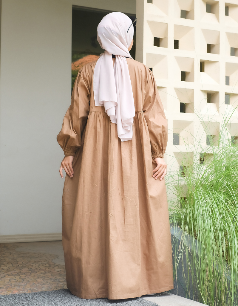 VACAY Maxi Dress in Khaki