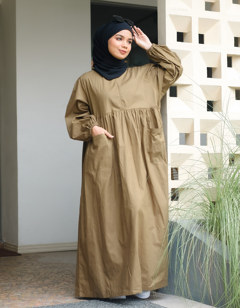 VACAY Maxi Dress in Olive