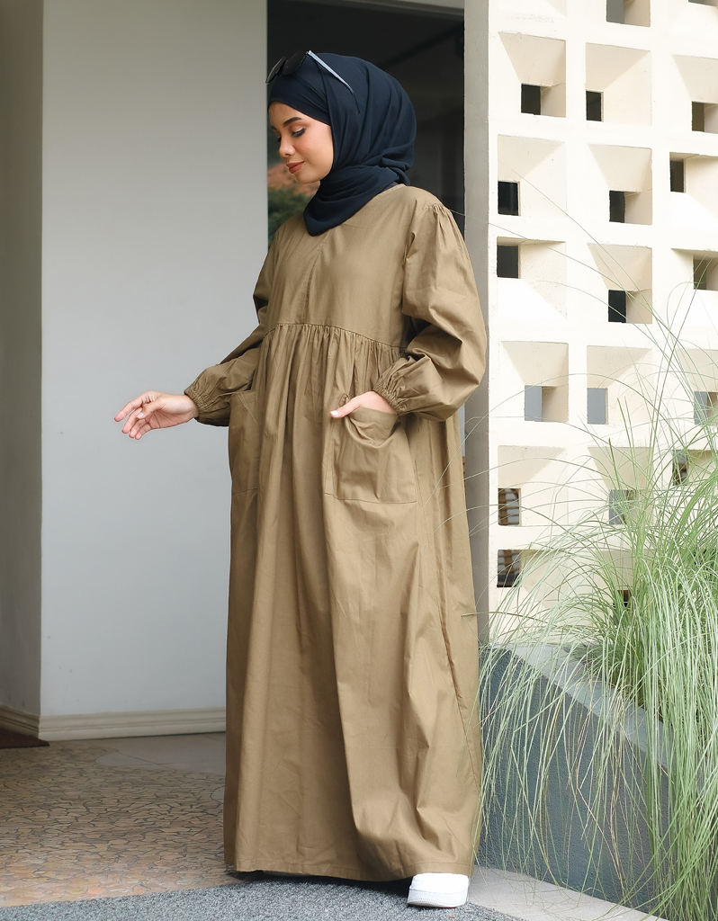 VACAY Maxi Dress in Olive