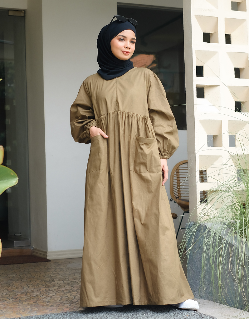 VACAY Maxi Dress in Olive