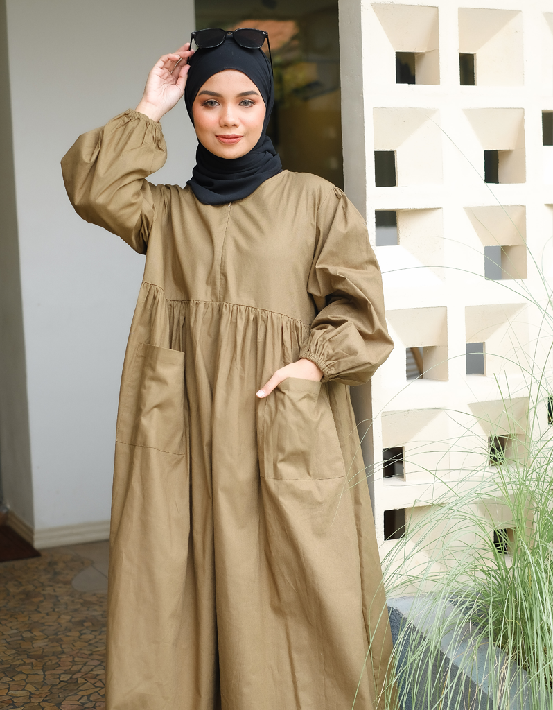 VACAY Maxi Dress in Olive