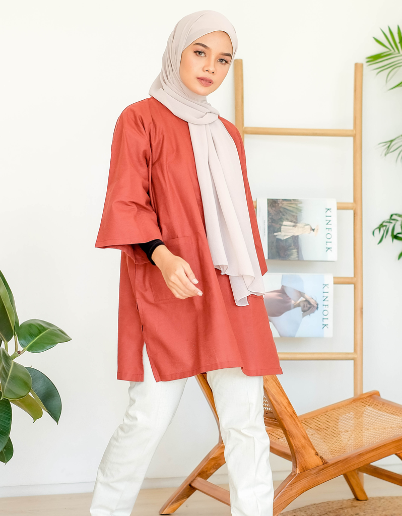[Petite Size] SANTAI in Rust (55cm sleeves)