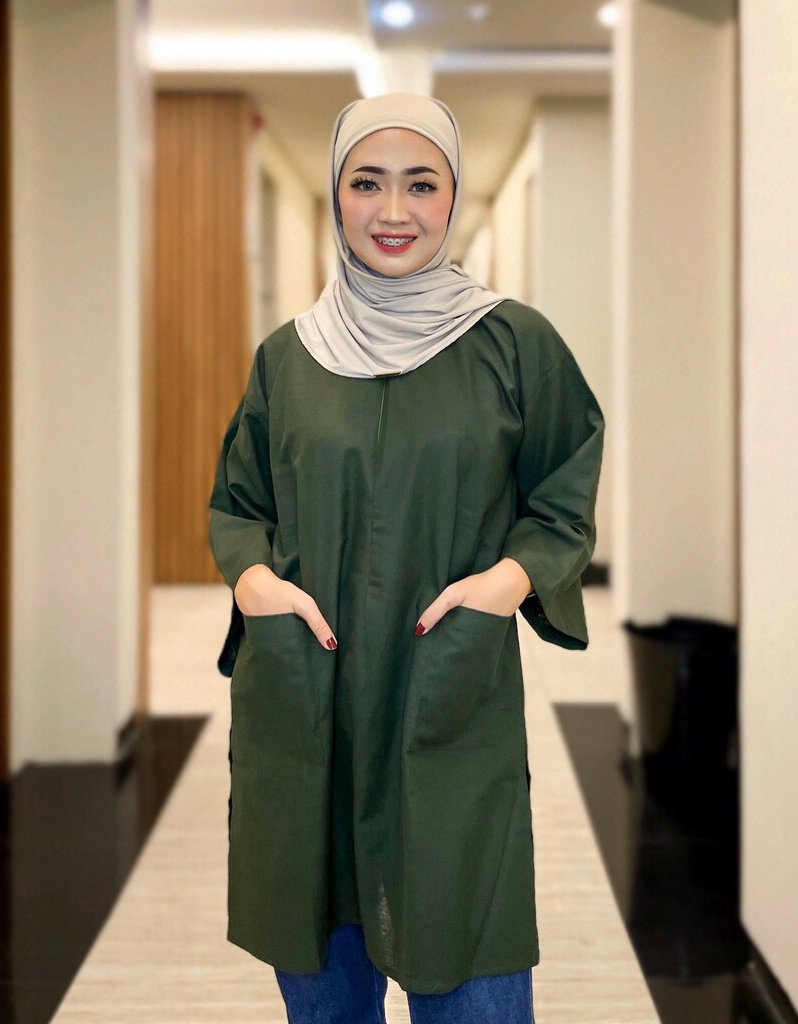 Santai Top in Army Green