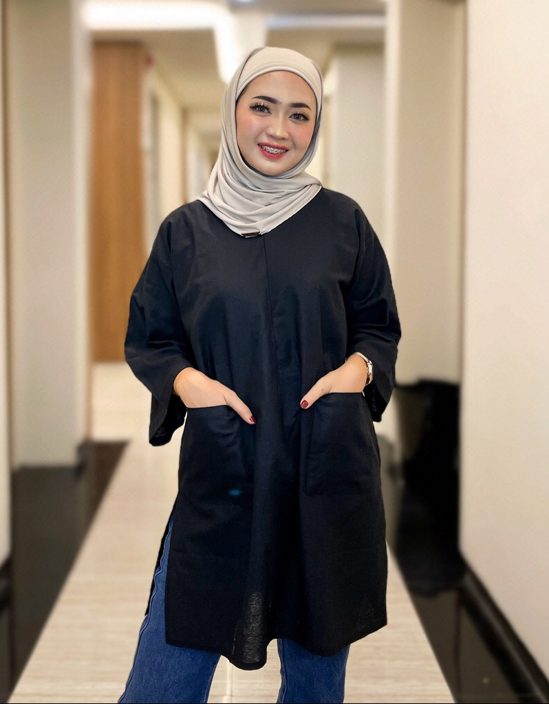 Santai Top in Black