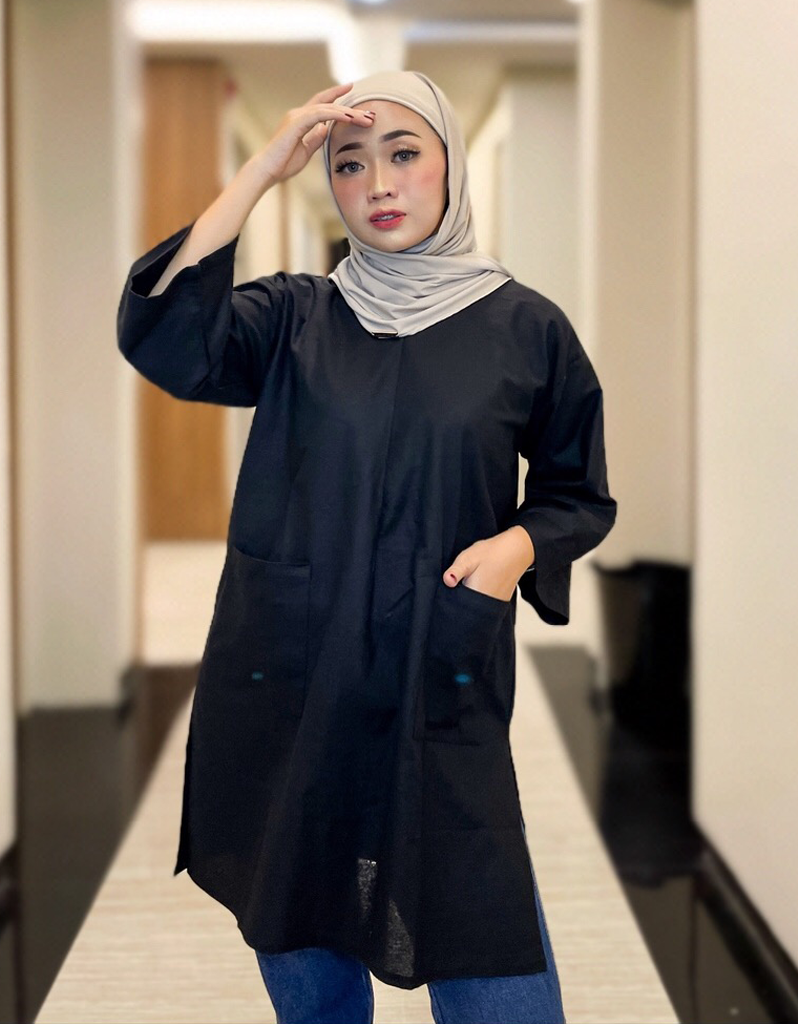 Santai Top in Black