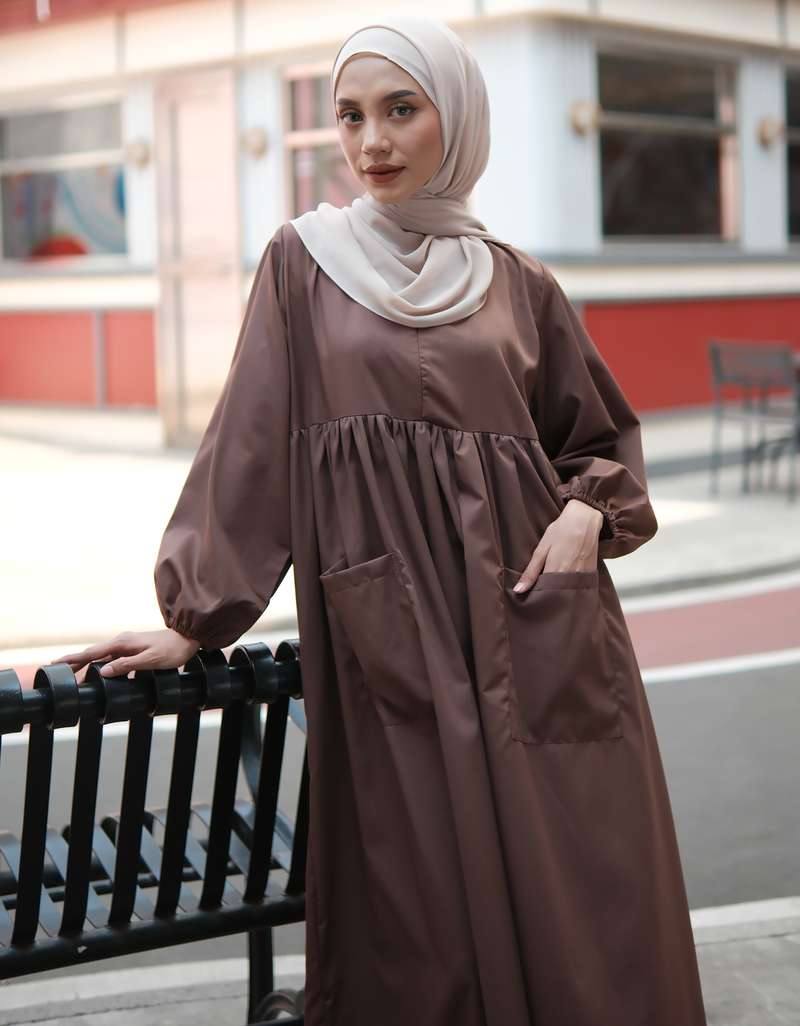 VACAY Maxi Dress in Dark Brown