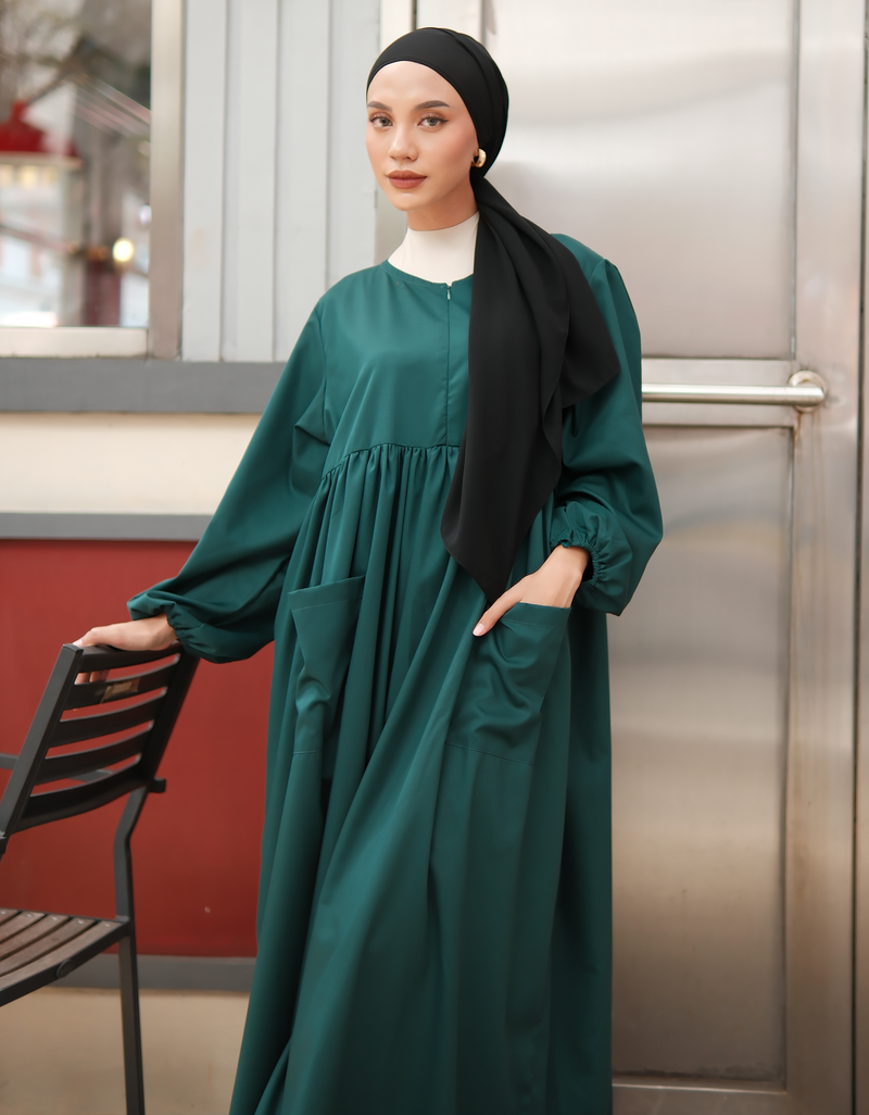 VACAY Maxi Dress in Emerald