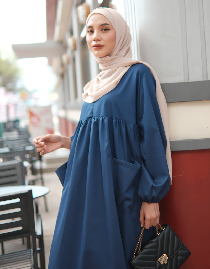 VACAY Maxi Dress in Navy