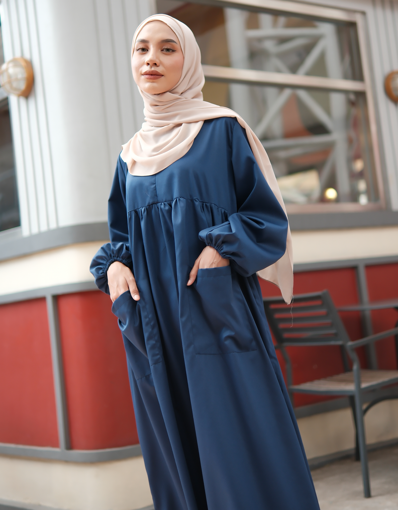 VACAY Maxi Dress in Navy