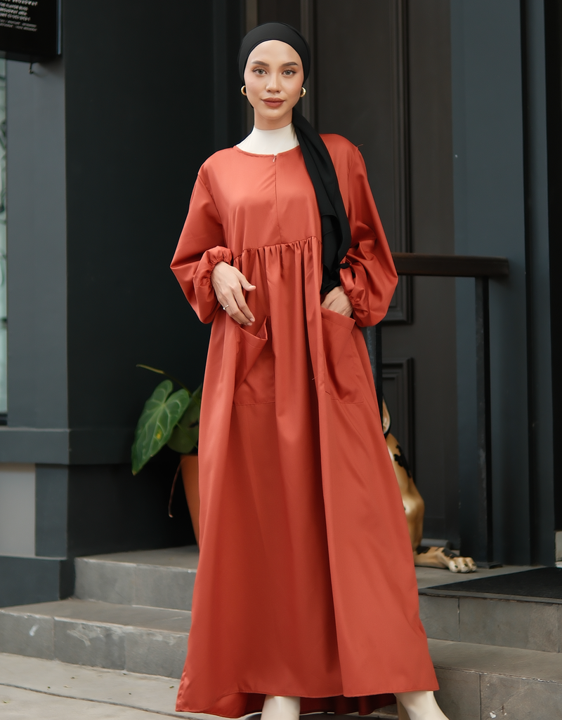 VACAY Maxi Dress in Rust