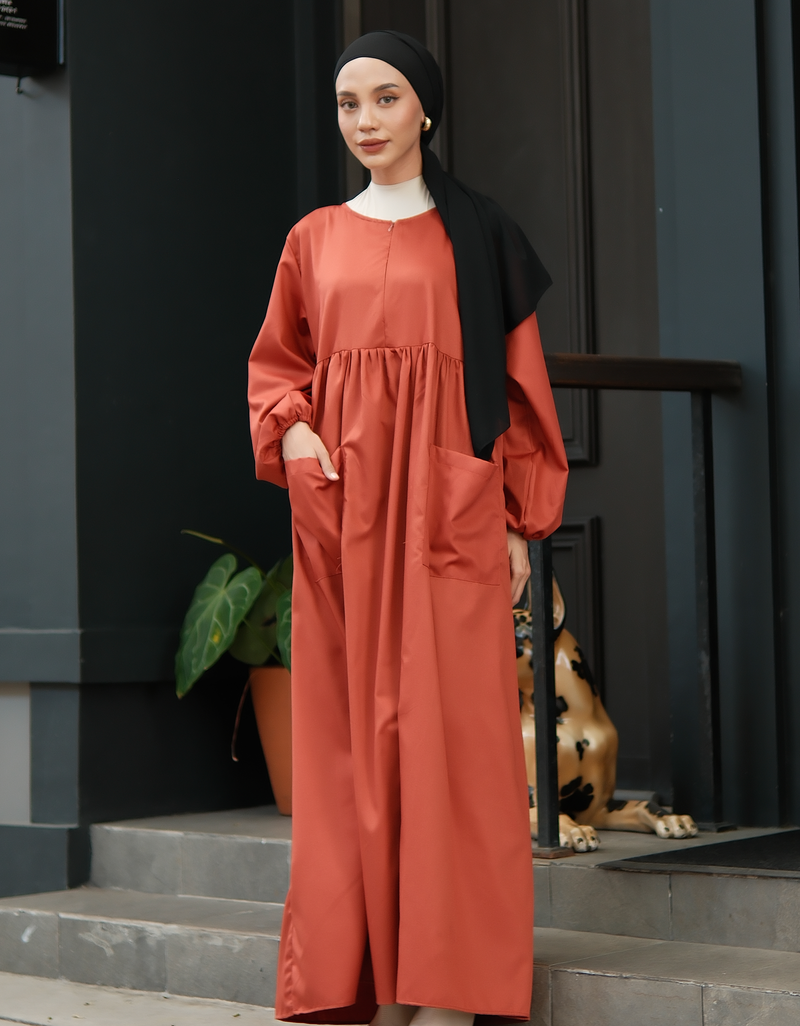 VACAY Maxi Dress in Rust