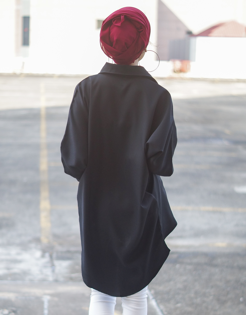 Batwing High Low Shirt in Black