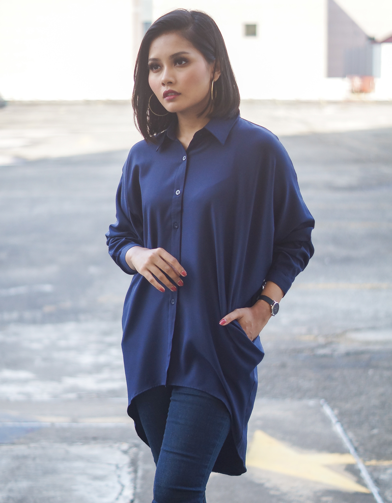 Batwing High Low Shirt in Navy Blue