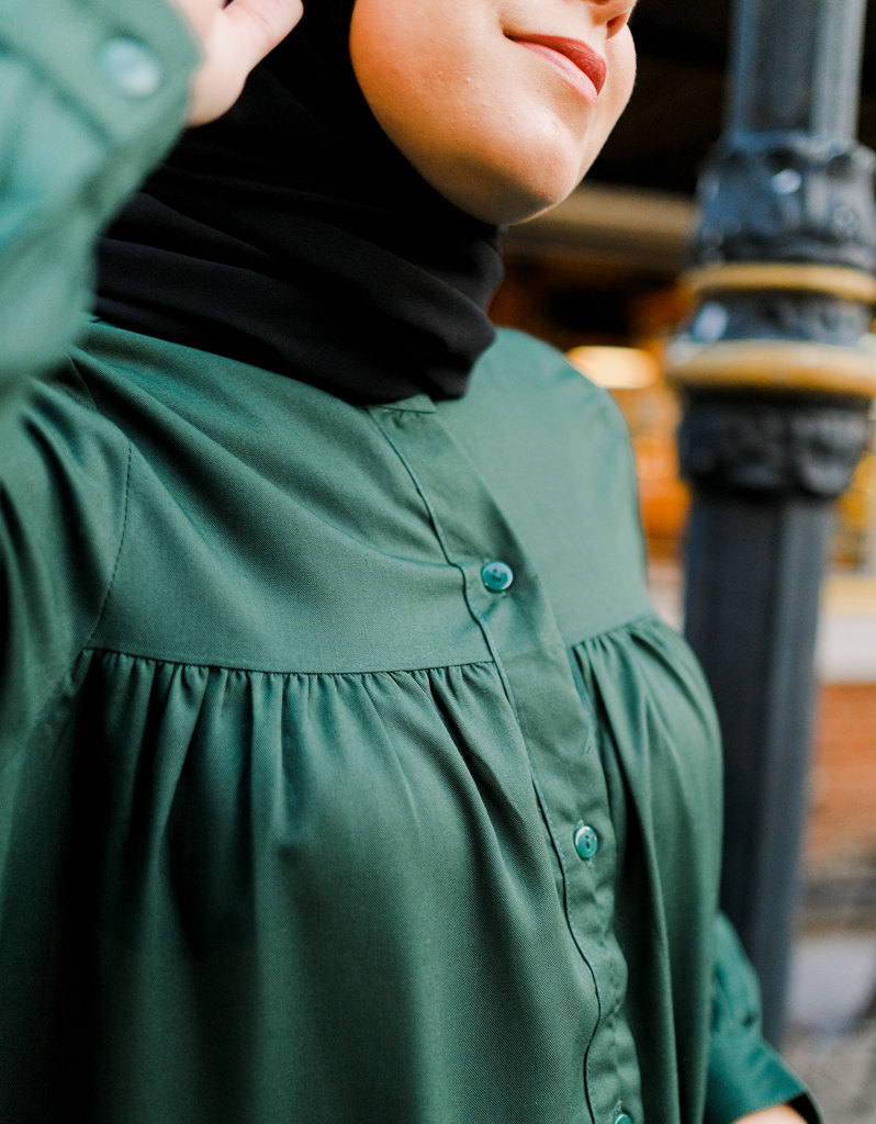 FLARE in Emerald Green