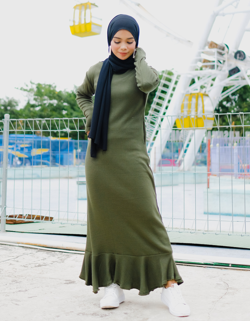 Ribbed Flounce Maxi Dress in Olive