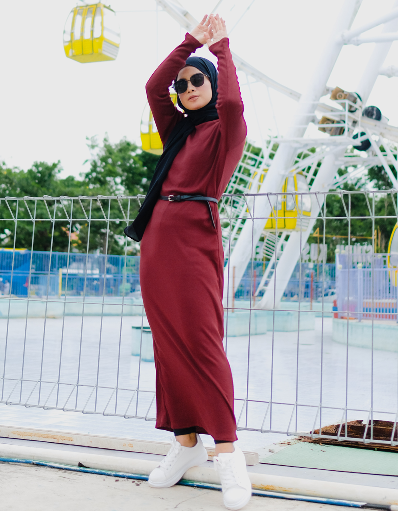 Ribbed Basic Maxi Dress in Maroon