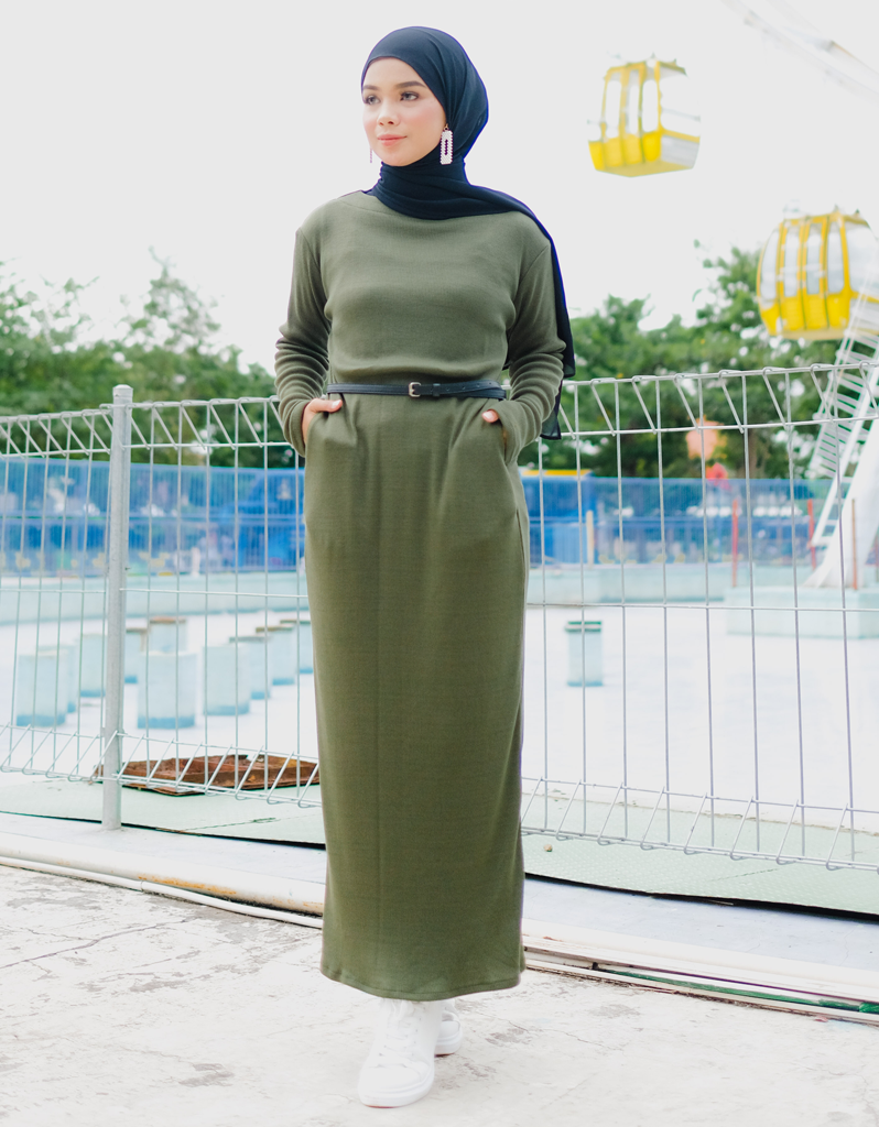 Ribbed Basic Maxi Dress in Olive