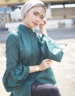 Bell-Sleeve High Low Shirt in Emerald Green