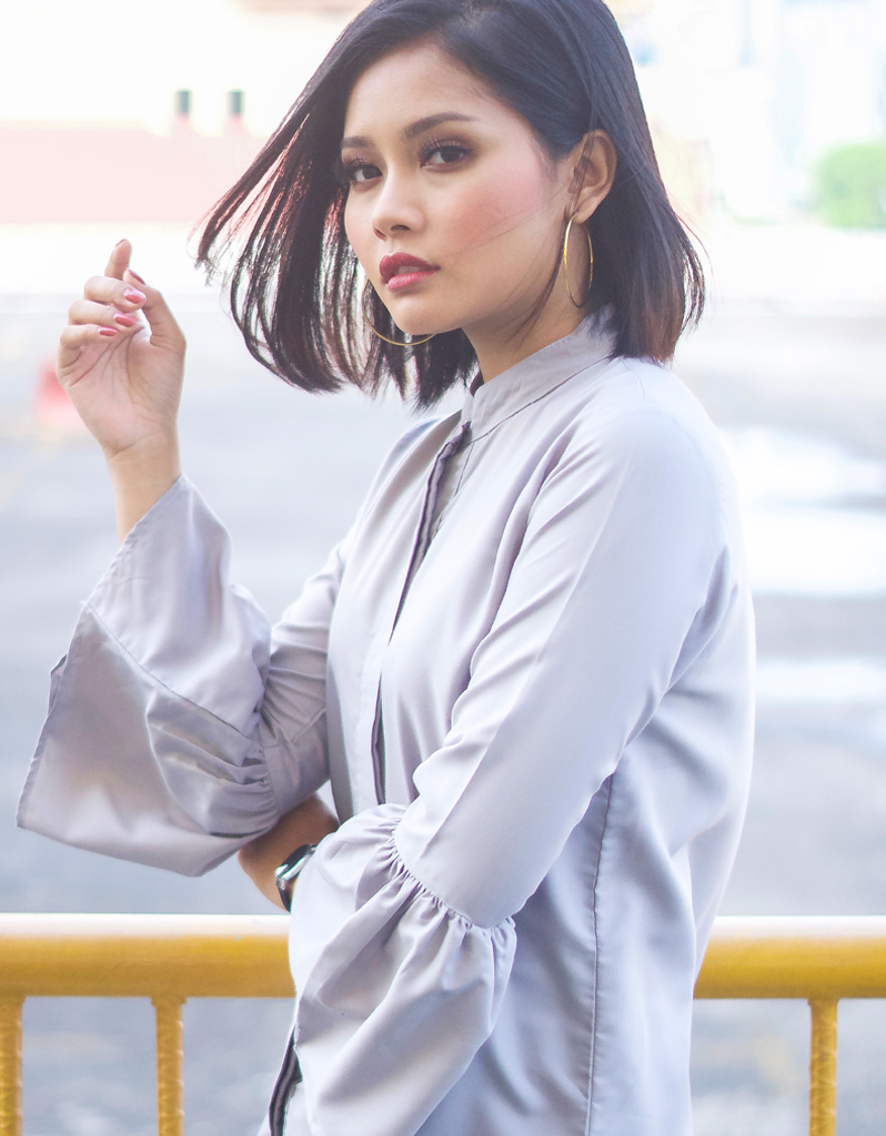 Bell-Sleeve High Low Shirt in Silver Grey